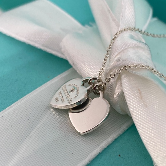 Tiffany & co diamond double heart necklace Return to Tiffany 16-18” - Picture 4 of 8